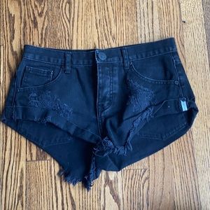 Black one teaspoon denim shorts